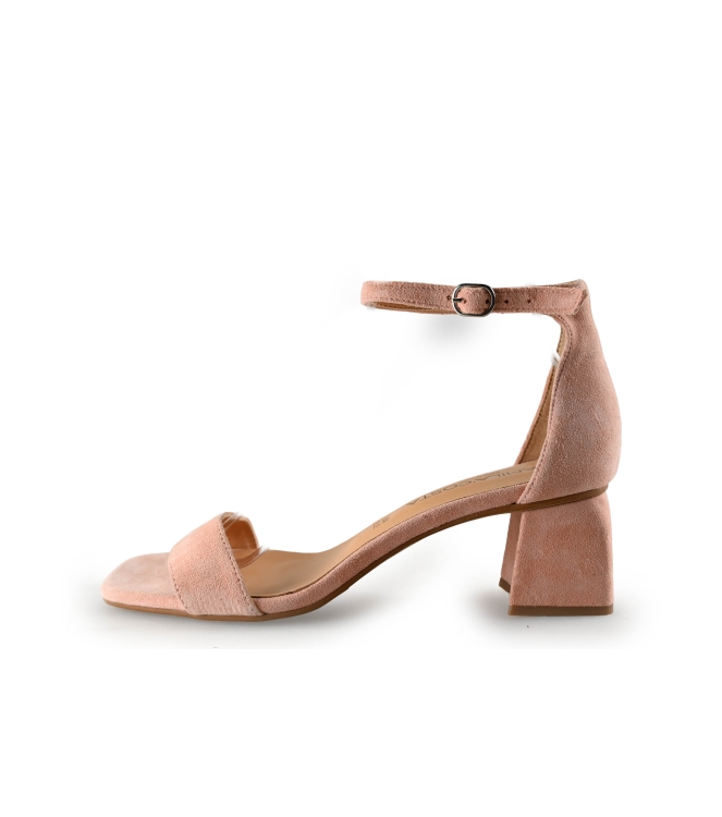 Camila Costa Sandalen