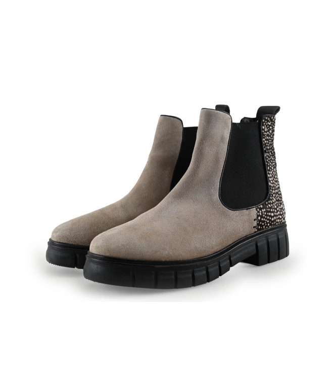 Maruti Chelsea boots