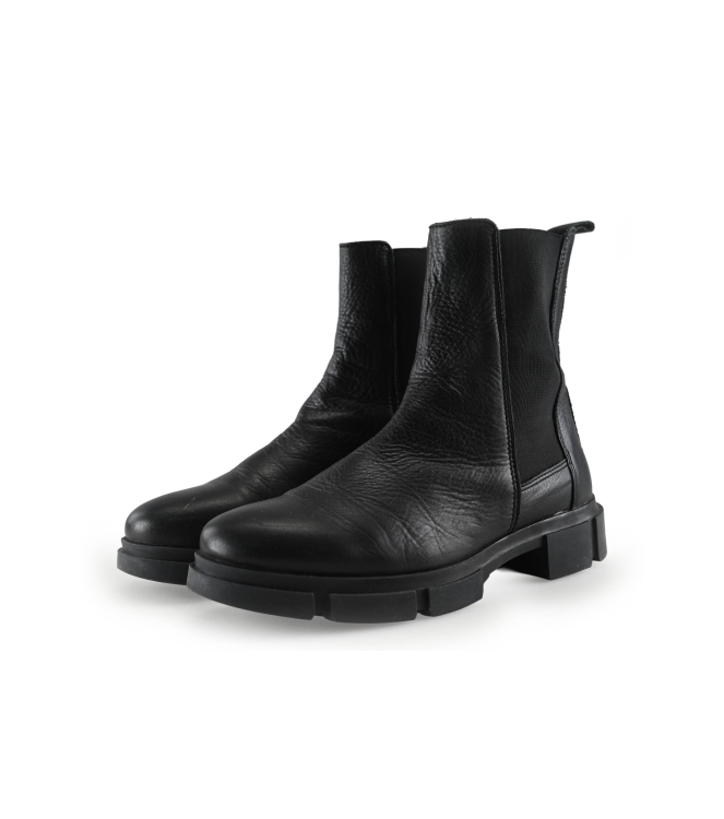 Nelson Chelsea boots