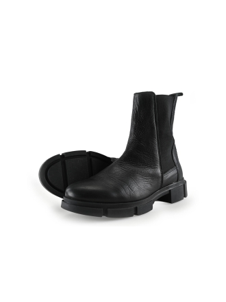 Nelson Chelsea boots