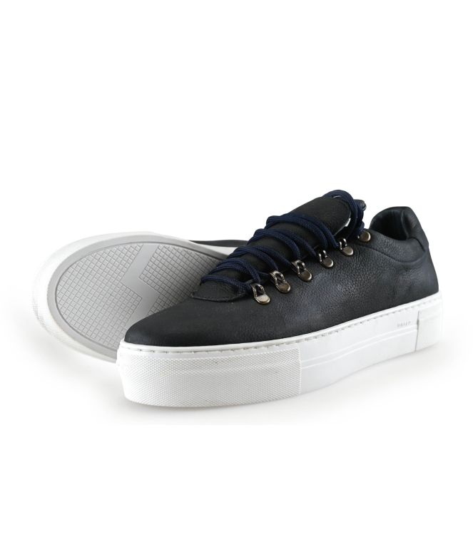 Manfield Sneaker