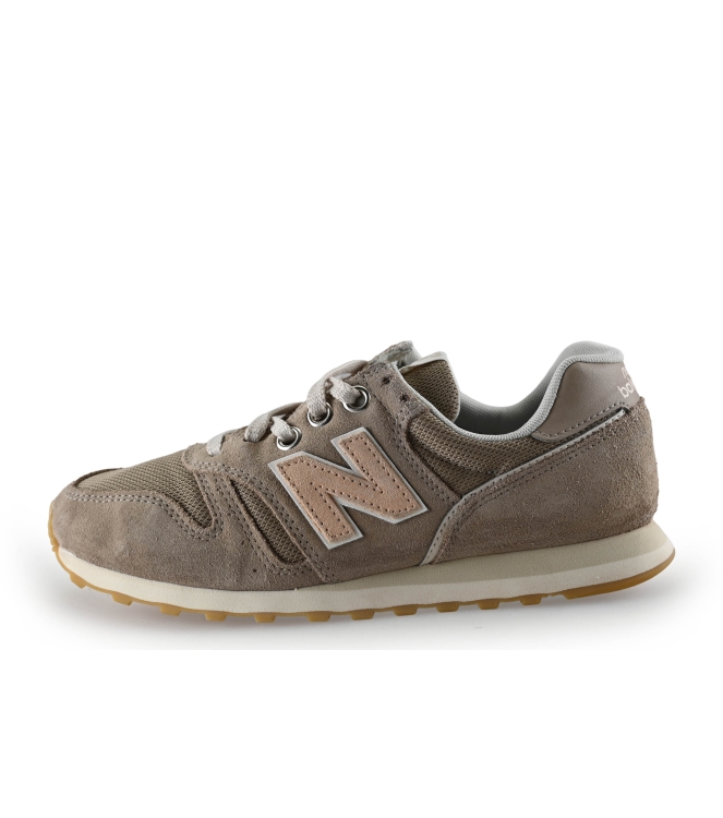 New Balance Sneaker
