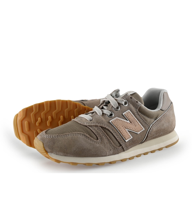 New Balance Sneaker