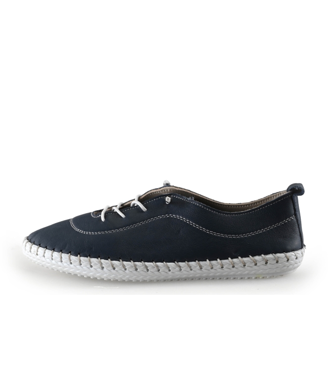 Cosmos Comfort Sneaker