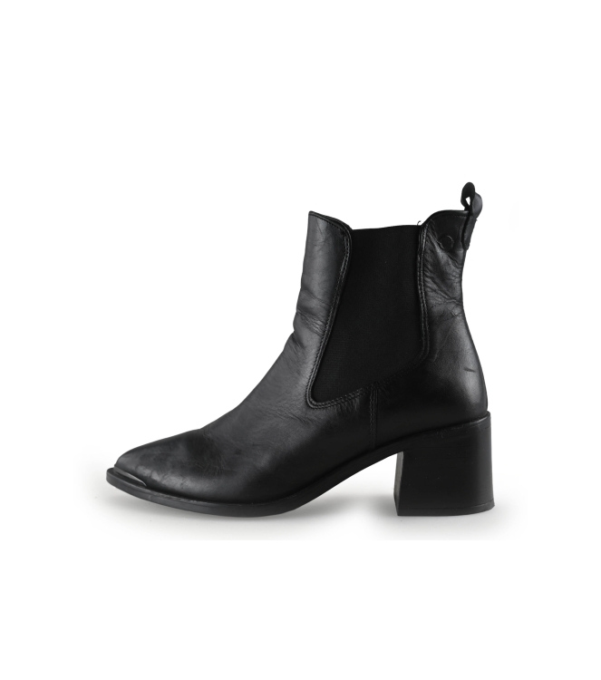 Tamaris Chelsea boots