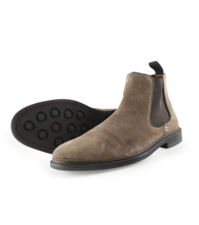 Nelson Chelsea boots