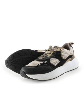 Omoda Sneaker