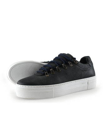 Manfield Sneaker