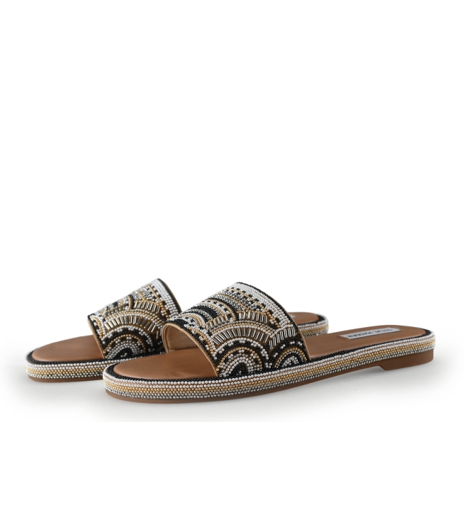 Steve Madden Flip-Flops