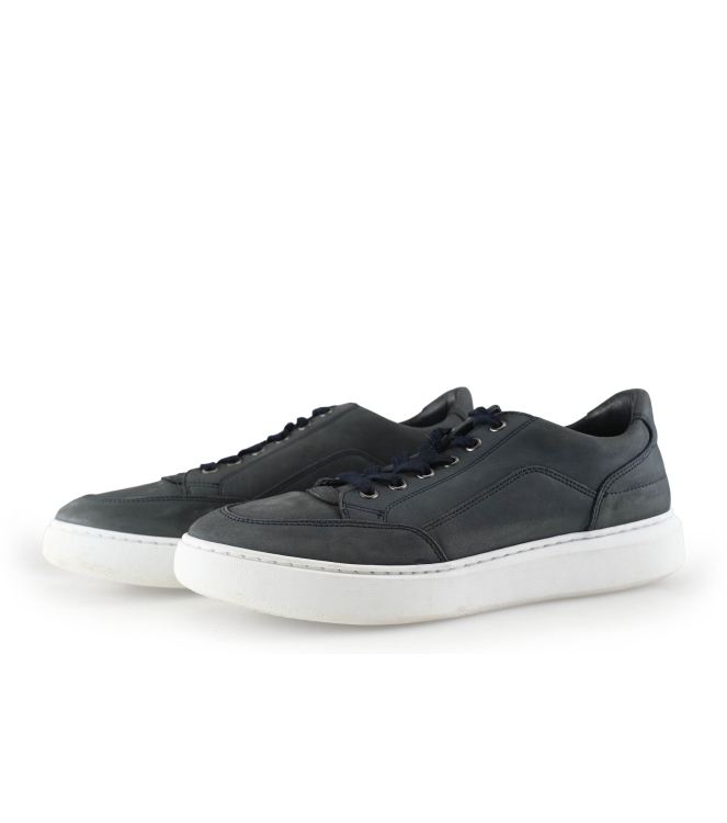 Manfield Sneaker