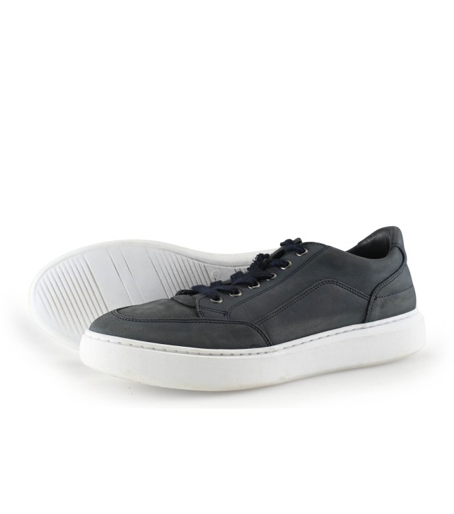 Manfield Sneaker
