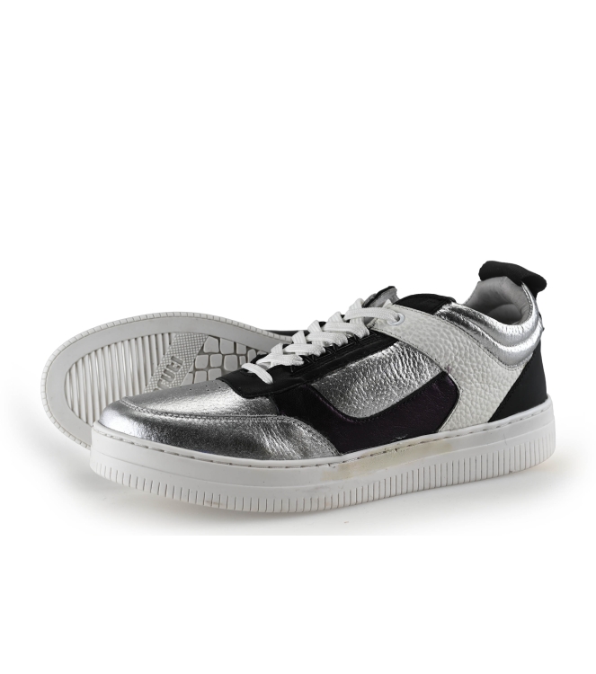 Steve Madden Sneaker