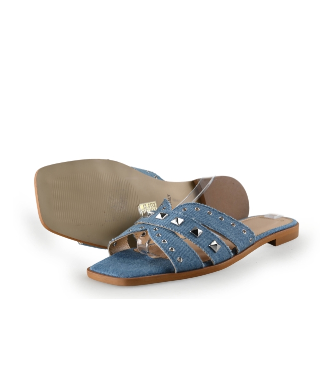 Manfield Flip-Flops