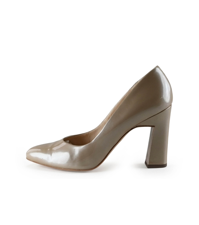 Peter Kaiser pumps
