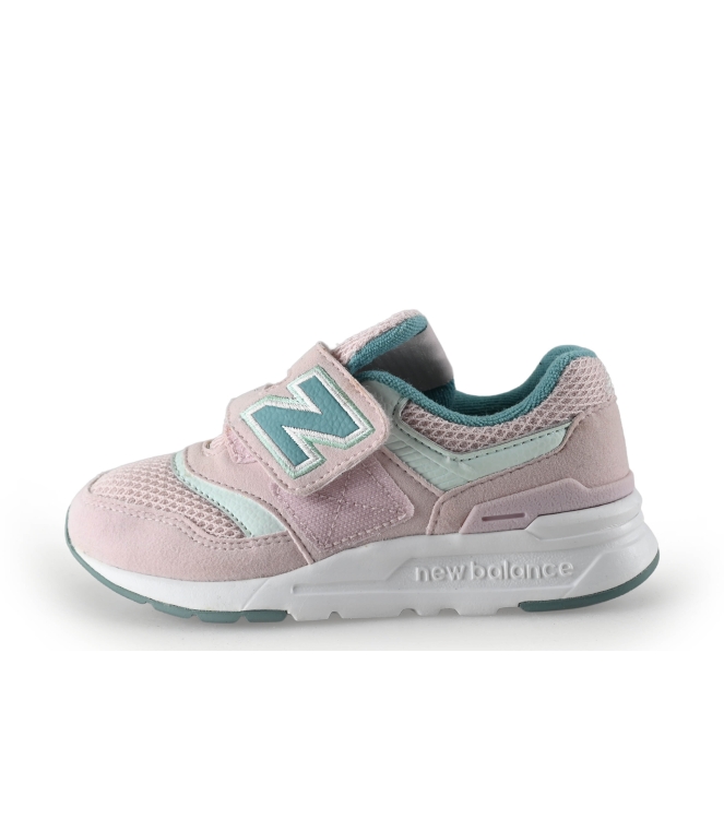 New Balance Sneaker