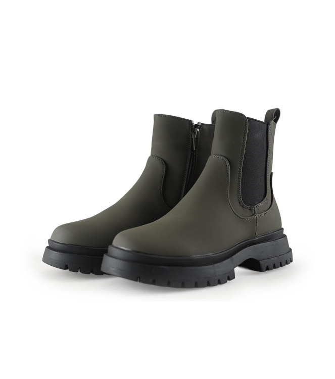 Claudia Ghizzani Chelsea boots