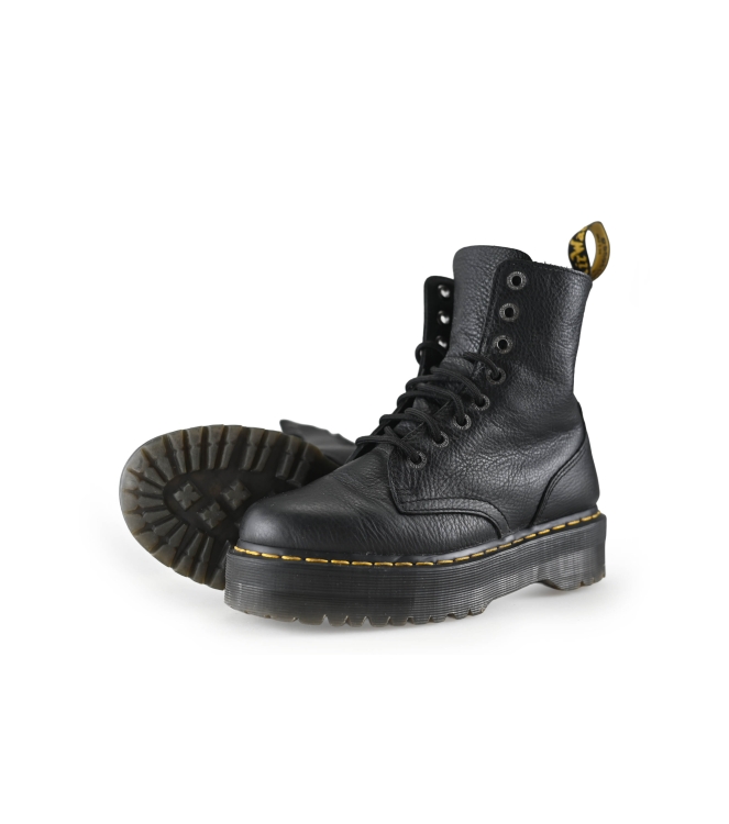 Dr. Martens Schnürstiefel