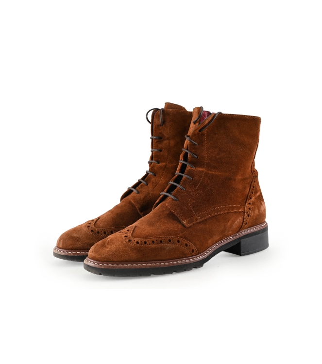 lilian Schnürstiefel