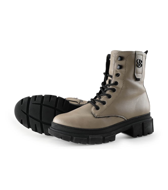 s. Oliver Schnürstiefel