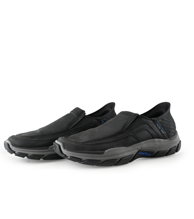 Skechers Slip-ons