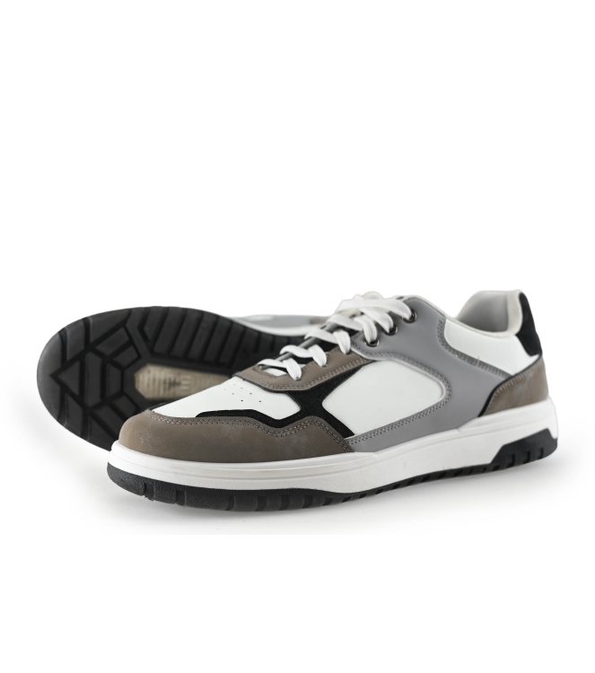 Bullboxer Sneaker