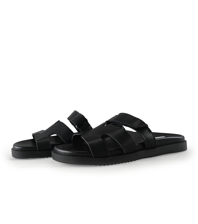 Steve Madden Flip-Flops