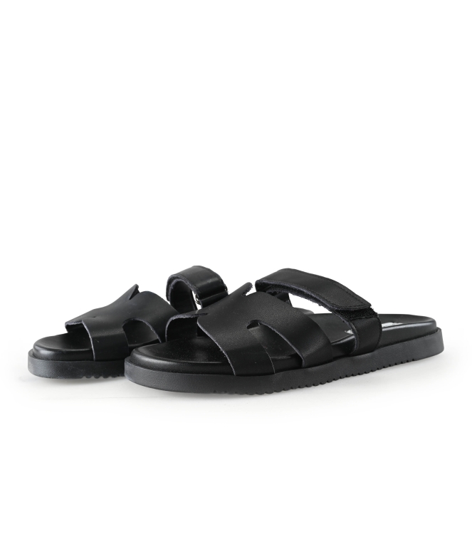 Steve Madden Flip-Flops
