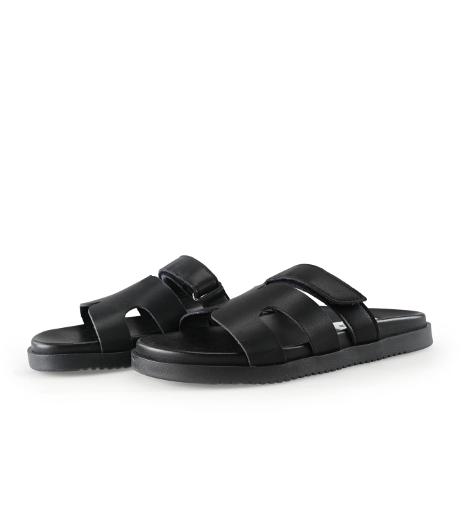 Steve Madden Flip-Flops