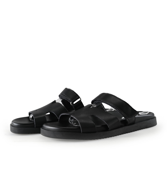 Steve Madden Flip-Flops