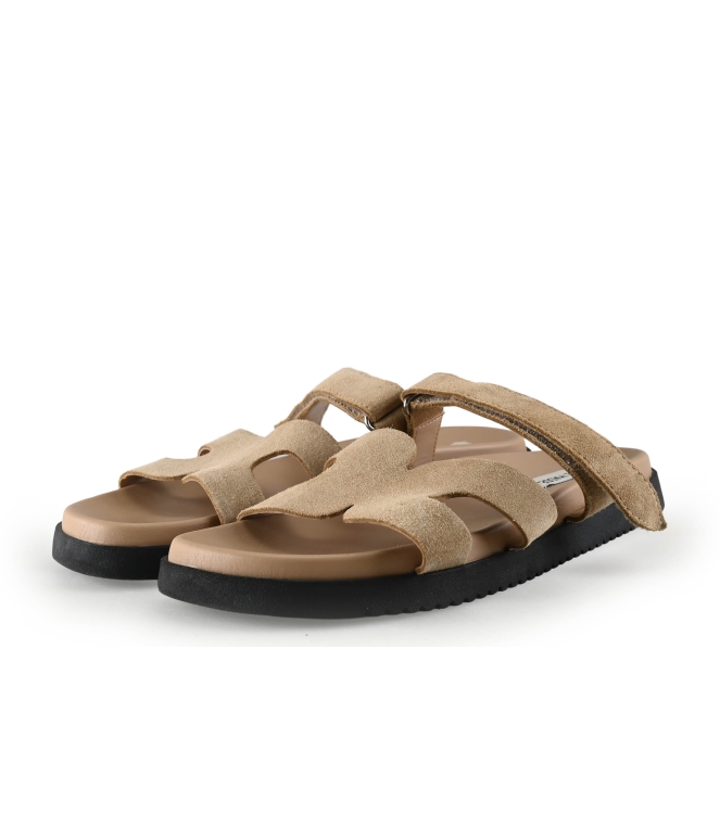 Steve Madden Flip-Flops
