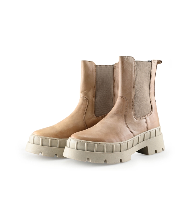 Nelson Chelsea boots