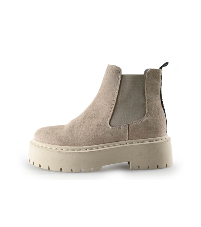 Steve Madden Chelsea boots