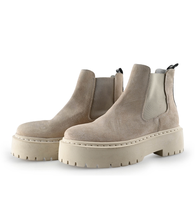 Steve Madden Chelsea boots