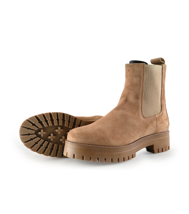 Nelson Chelsea boots