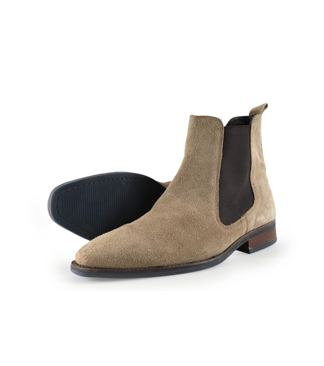 Recall Chelsea boots