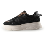 Omoda Sneaker