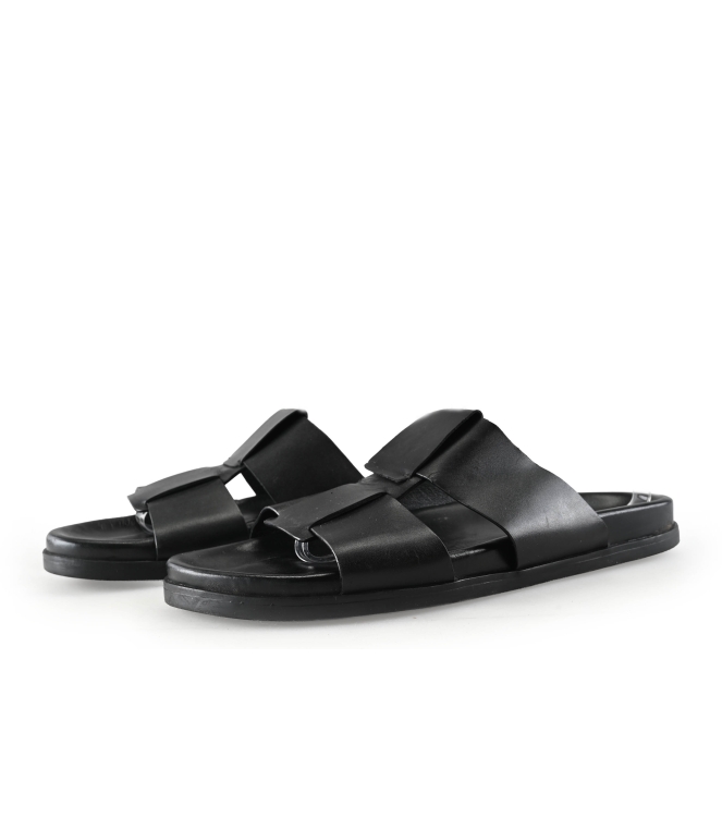 Manfield Flip-Flops