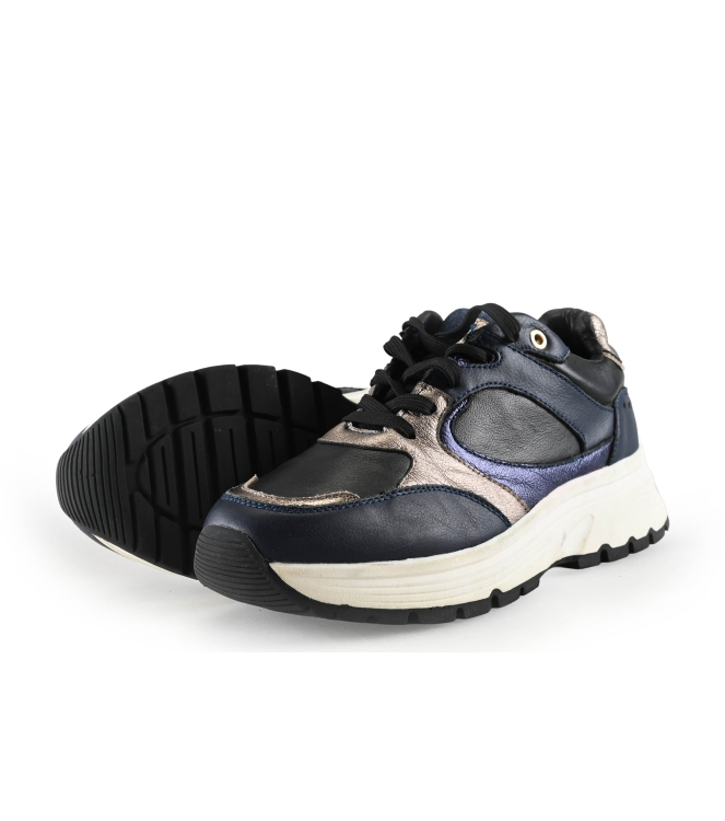 Manfield Sneaker