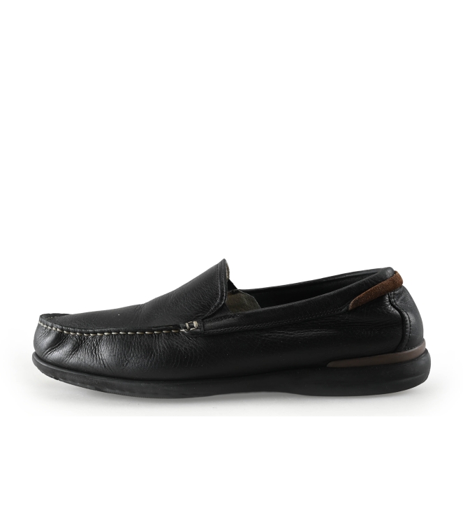 Fluchos Slip-ons