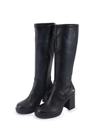 Mustang Stiefel Schwarz 331487
 Größe 38
 