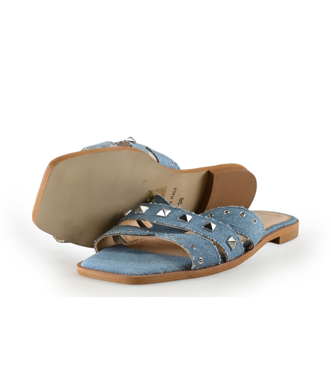 Manfield Flip-Flops