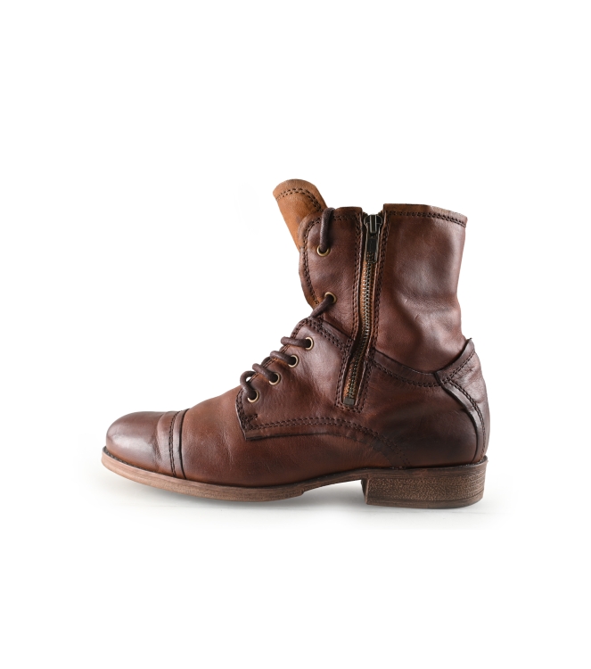 Sacha Schnürstiefel