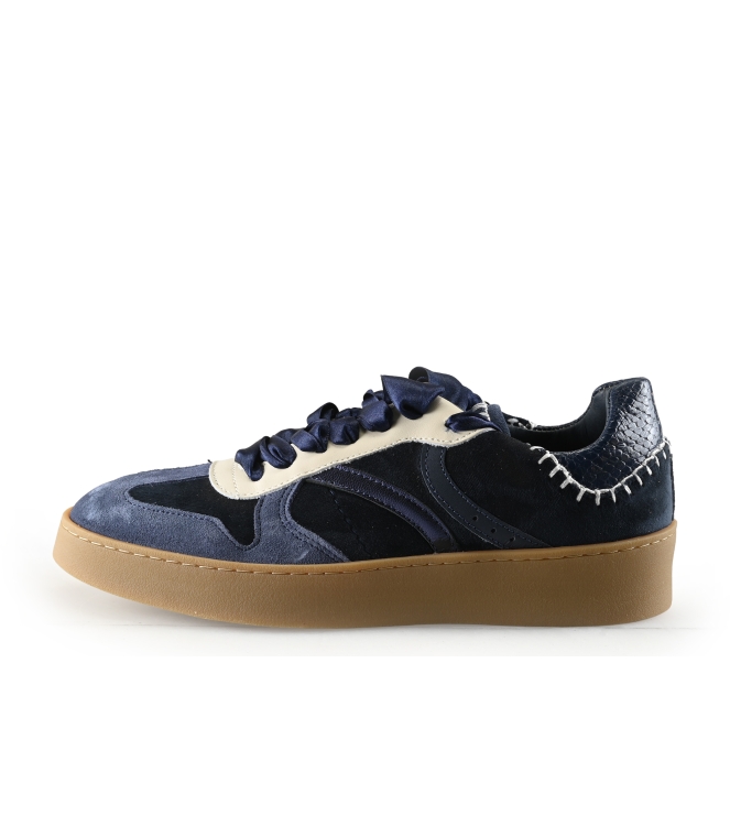 Manfield Sneaker
