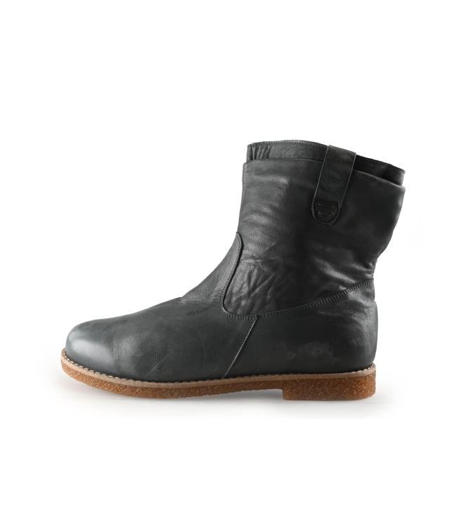 Andrea Conti? Stiefeletten