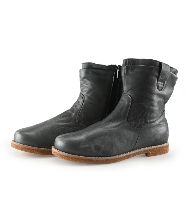 Andrea Conti? Stiefeletten