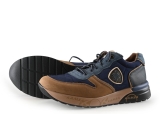 Blauer Sneaker
