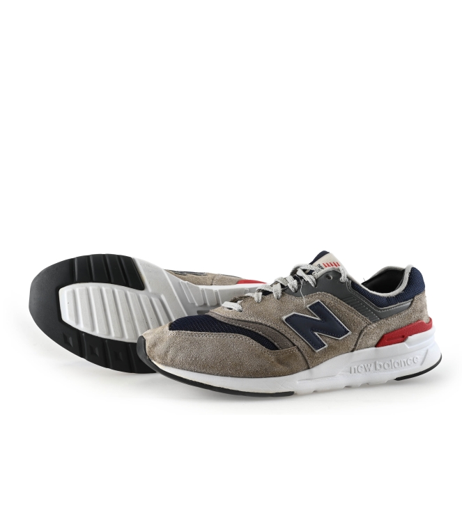 New Balance Sneaker