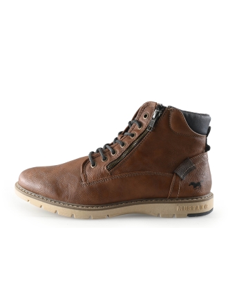 Mustang Schnürstiefel Cognac 337959
Größe 44