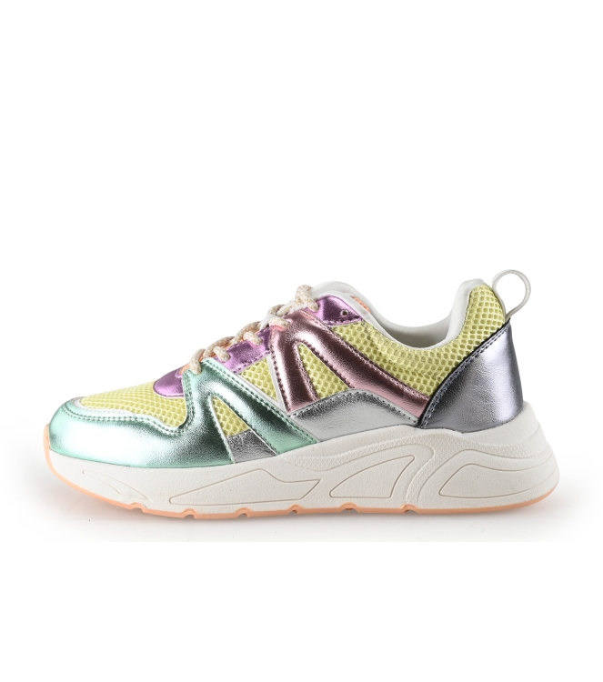 Posh Carocel Sneaker