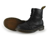 Dr. Martens Schnürstiefel
